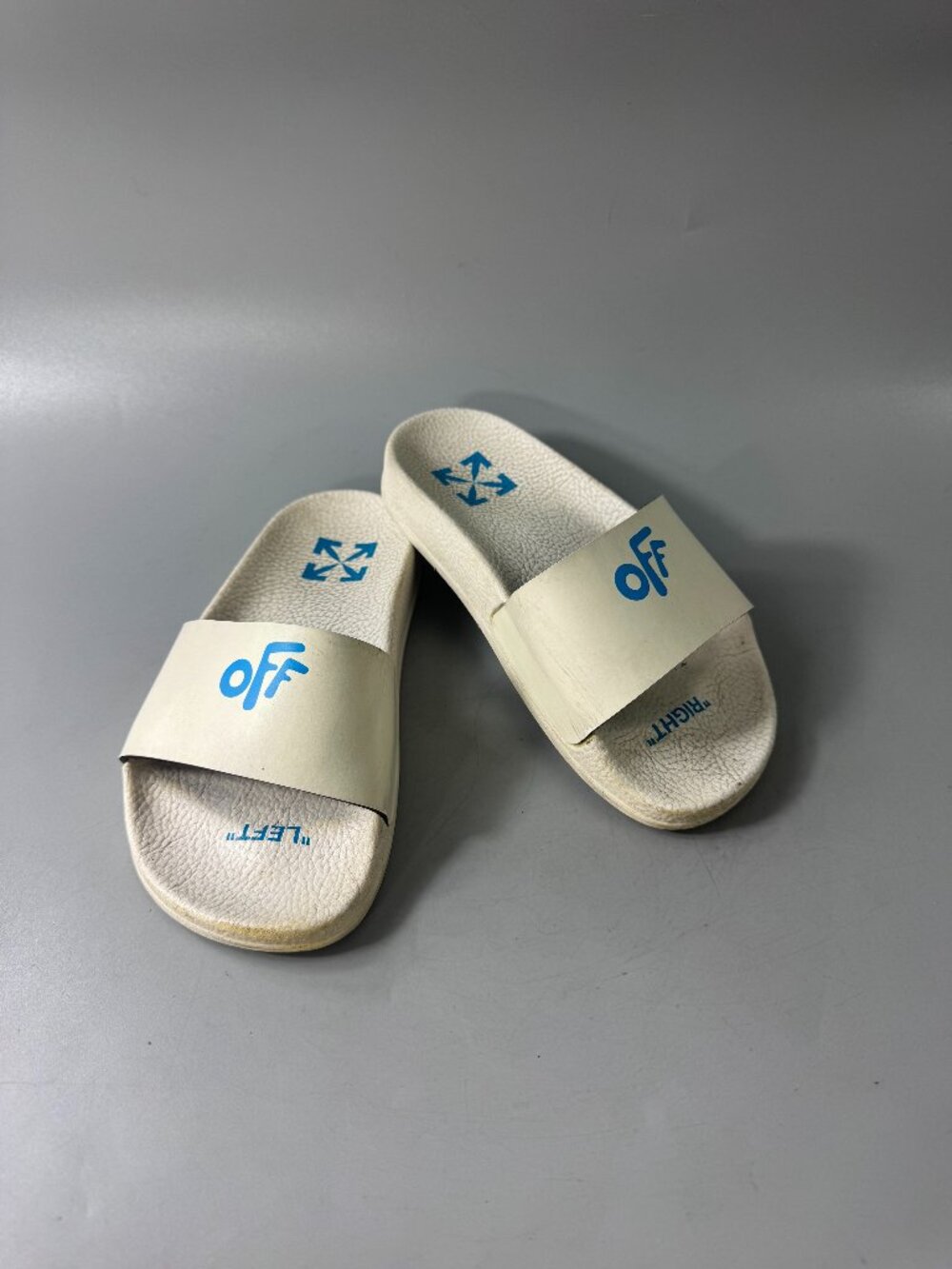 Off-White Children's white sliders with logo print, Size 29/30